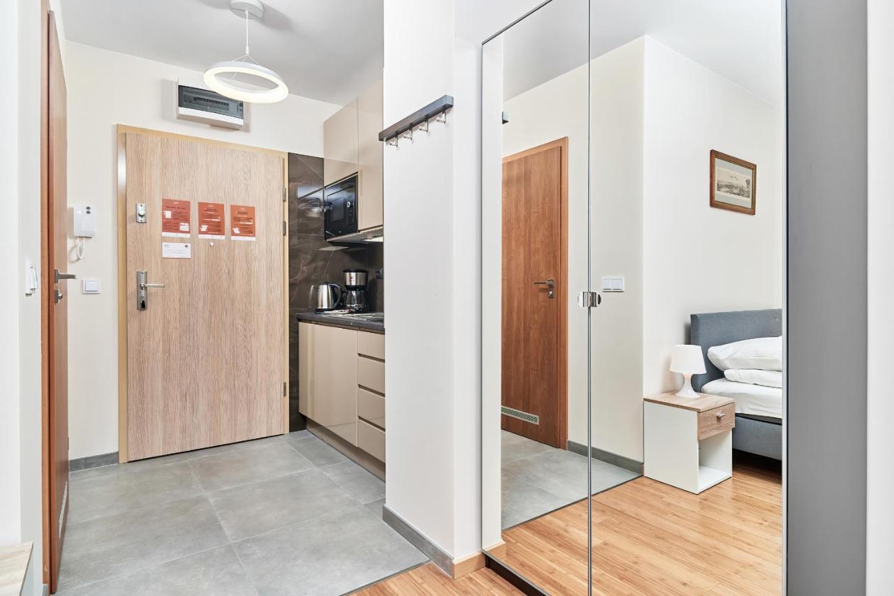 Exclusive Apartments Marina By Noclegi Renters Breslavia Esterno foto
