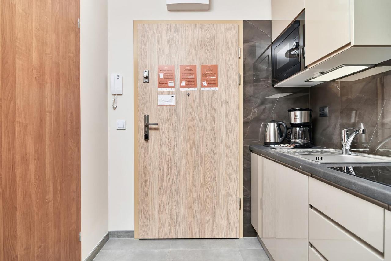 Exclusive Apartments Marina By Noclegi Renters Breslavia Esterno foto