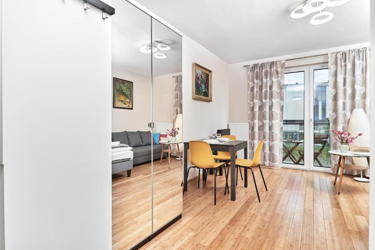 Exclusive Apartments Marina By Noclegi Renters Breslavia Esterno foto