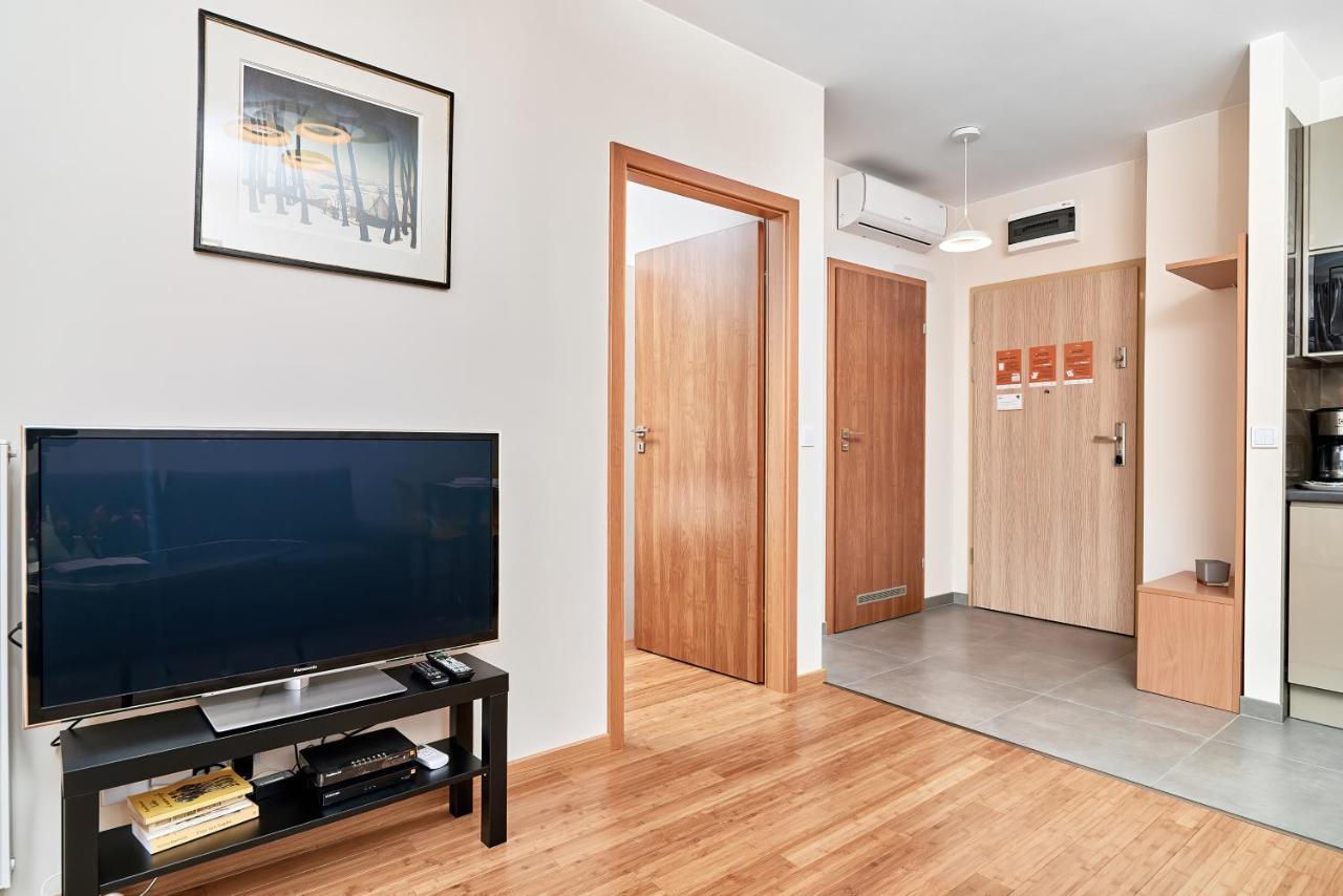 Exclusive Apartments Marina By Noclegi Renters Breslavia Esterno foto