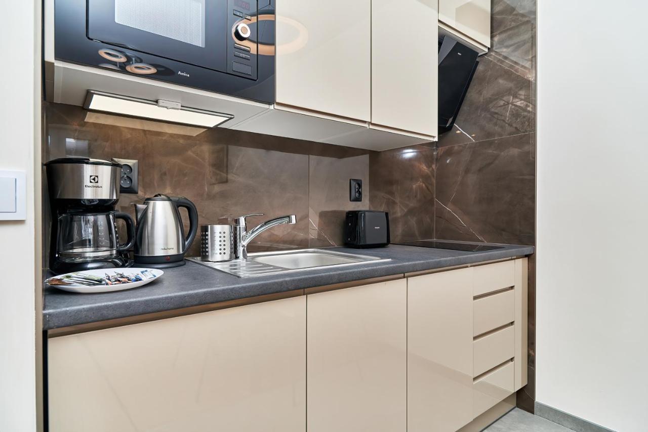 Exclusive Apartments Marina By Noclegi Renters Breslavia Esterno foto