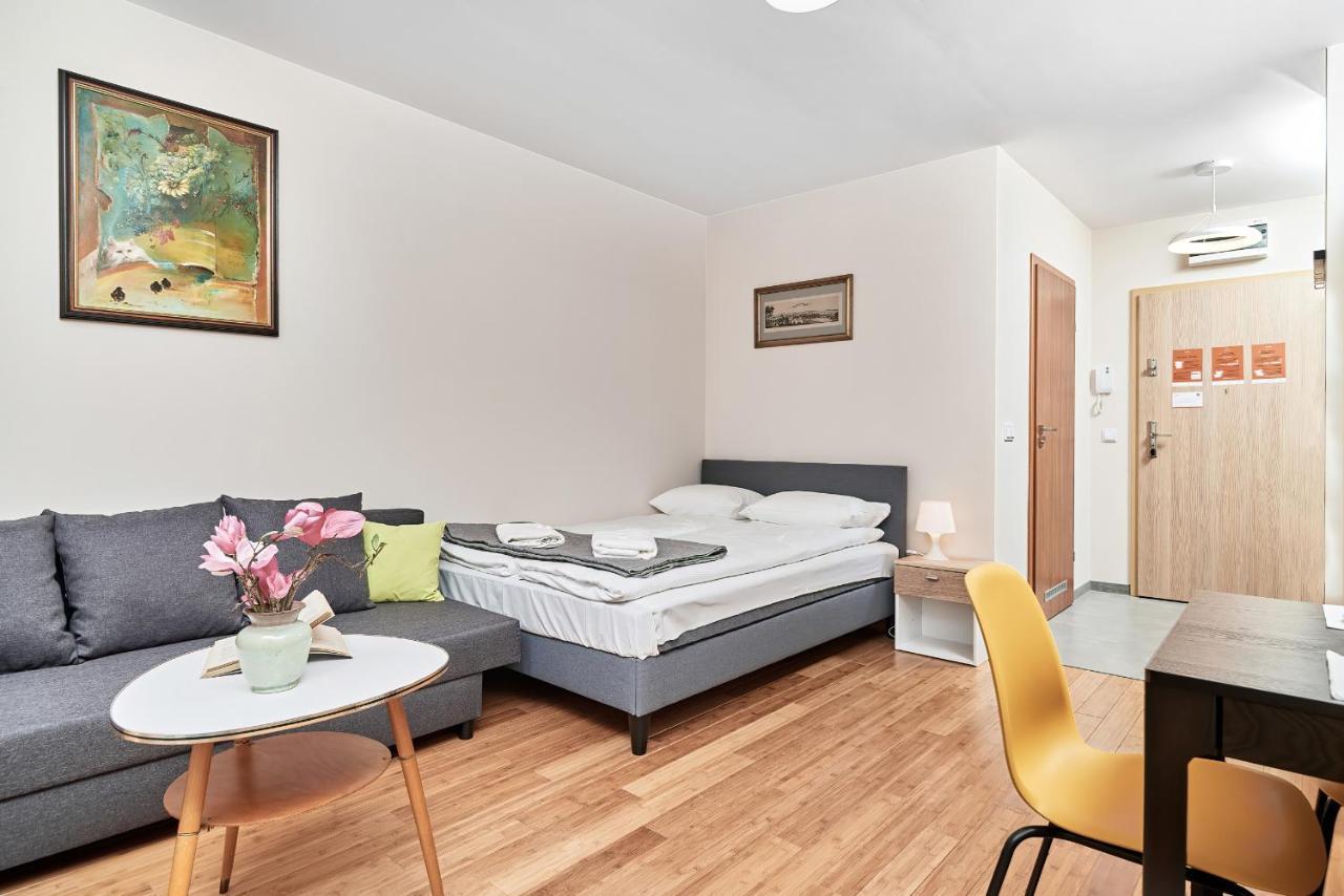 Exclusive Apartments Marina By Noclegi Renters Breslavia Esterno foto