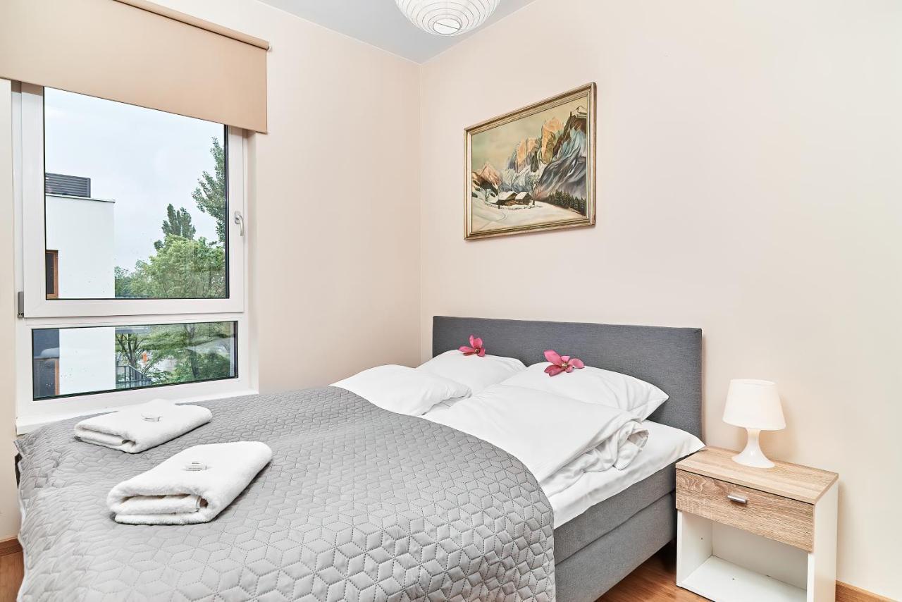 Exclusive Apartments Marina By Noclegi Renters Breslavia Esterno foto